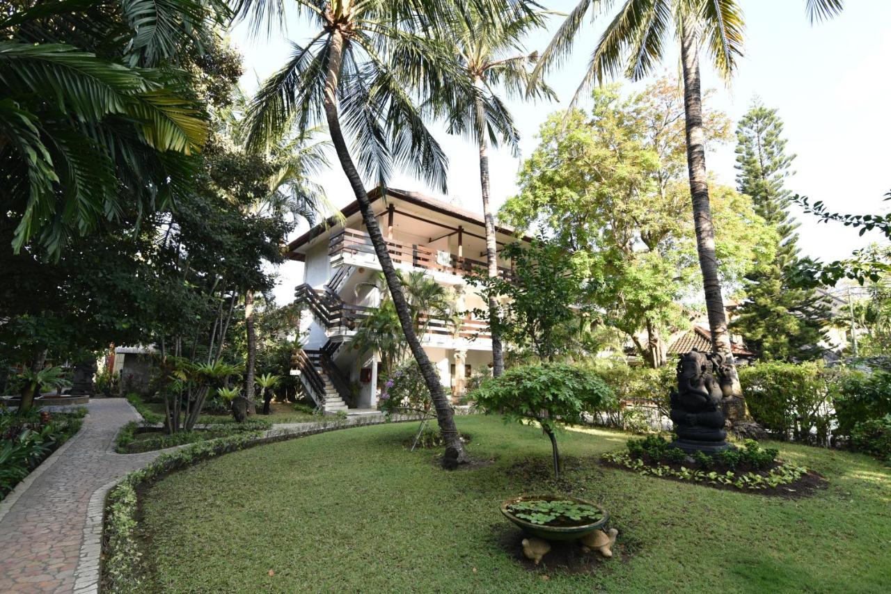 Legian Hotel Grand Kumala Bali מראה חיצוני תמונה